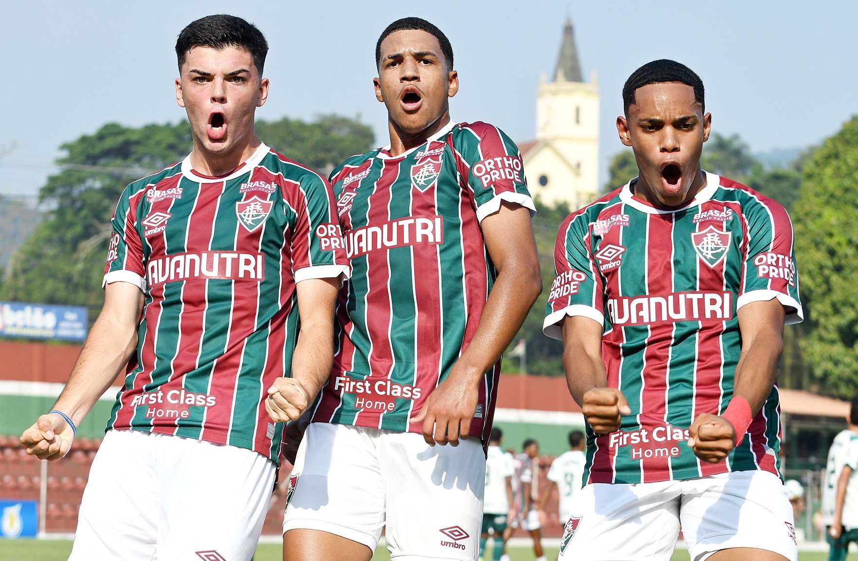 世俱杯前瞻：弗鲁米嫩塞与对手交锋看点的简单介绍