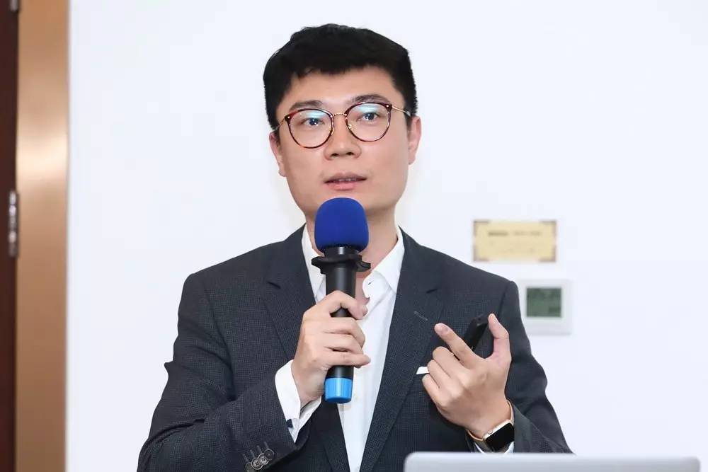 篮球明星跨界投资，探索新商机的简单介绍