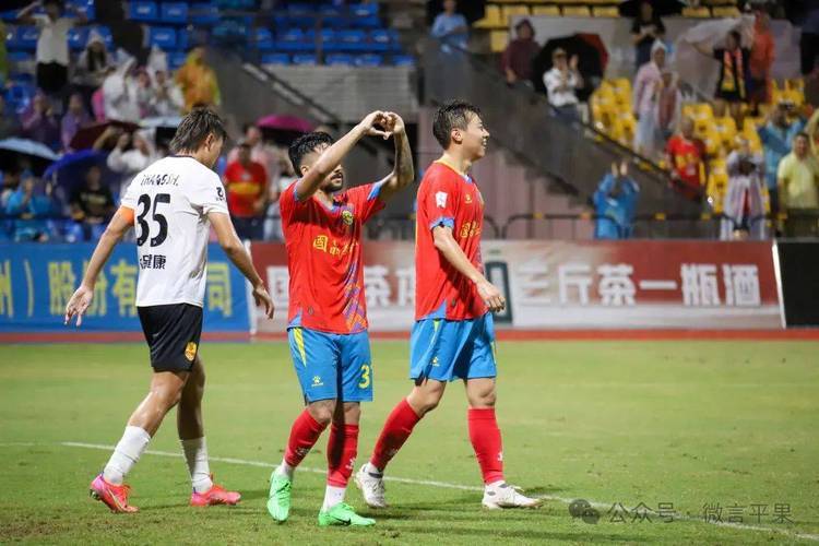 中甲联赛争夺激烈局势白热化