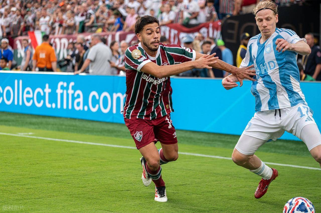 巴西队惊险战胜对手，晋级半决赛