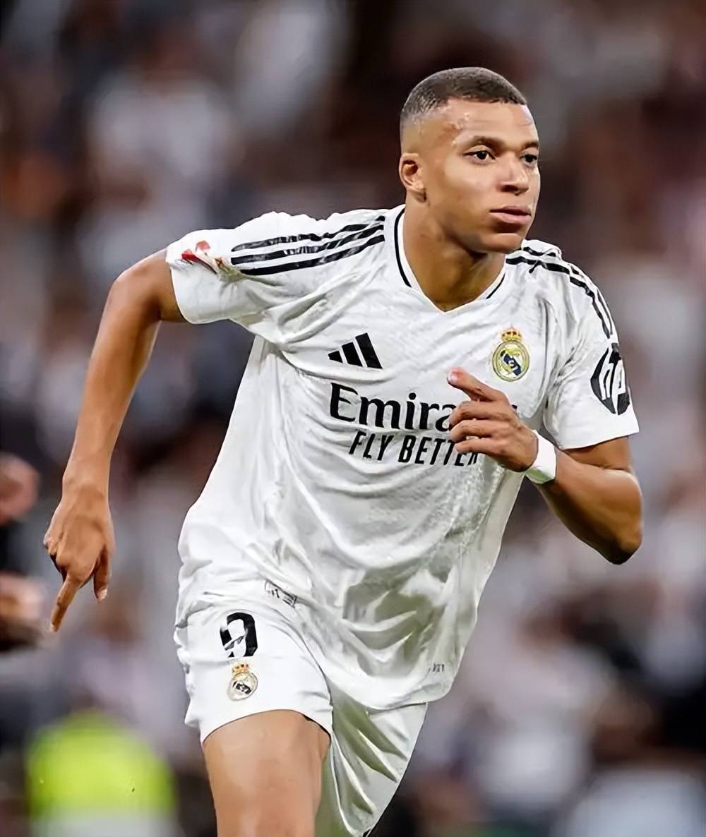 皇马球员士气高昂,誓要完成逆袭 皇马球员士气高昂,誓要完成逆袭