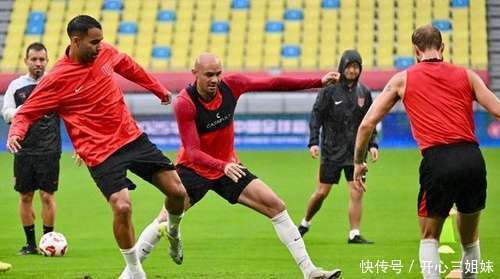 包含外援助攻得手，球队主场大破对手的词条