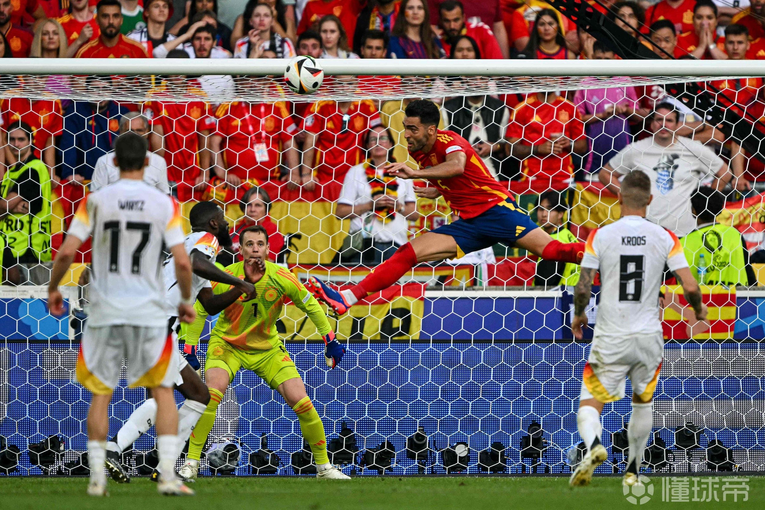 西班牙球队激情拼搏,铸就辉煌传奇的简单介绍 西班牙球队激情拼搏,铸就辉煌传奇的简单介绍