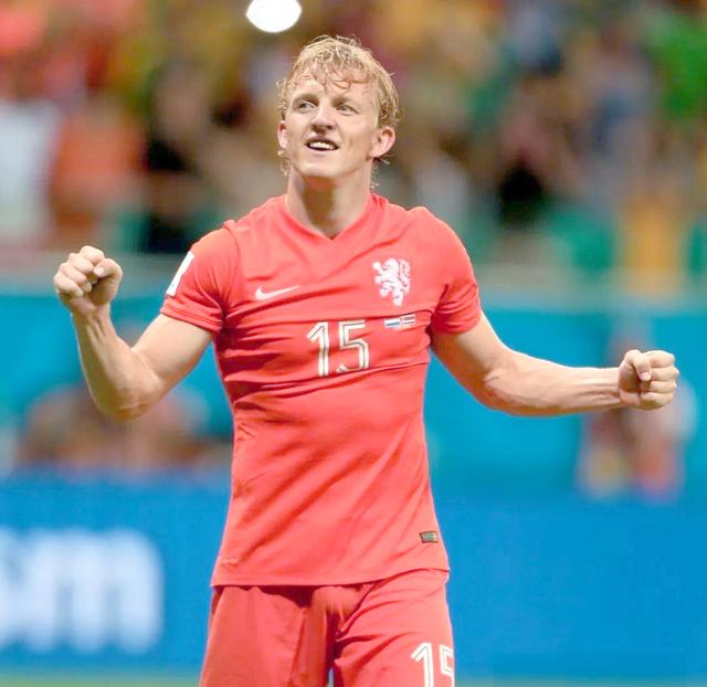 荷兰队在外国锦标赛中获得荣誉