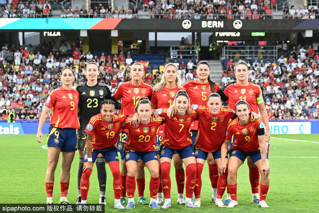 关于西班牙国家队赢得战役,晋级下一轮的信息 关于西班牙国家队赢得战役,晋级下一轮的信息