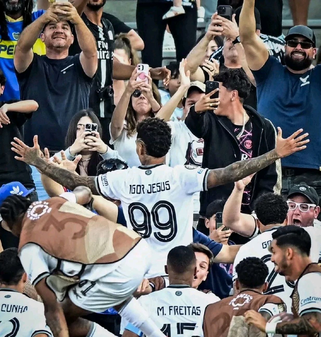 南美洲足球豪门迎来冠军之争 南美洲足球豪门迎来冠军之争