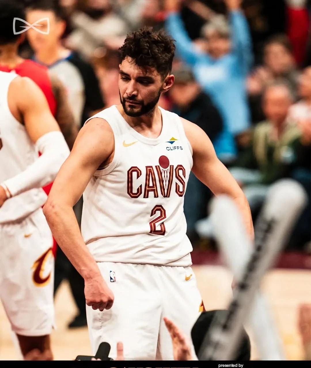 关于帕尔马逆转胜利，豪取关键三分的信息