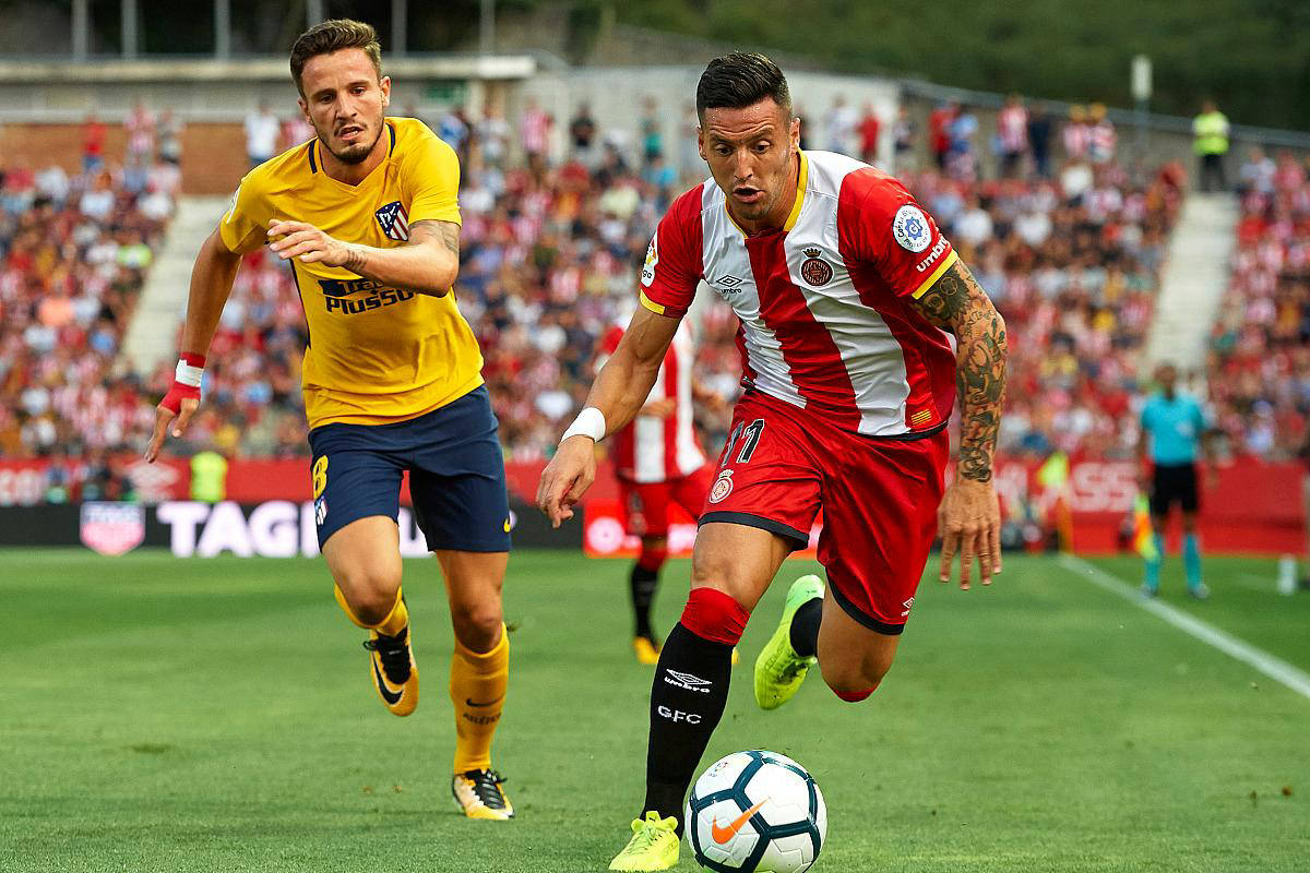 包含阿拉维斯主场平局，保级形势仍未明朗起来的词条