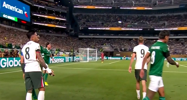 包含欧洲豪门客场不敌劲旅，挑战失败的词条