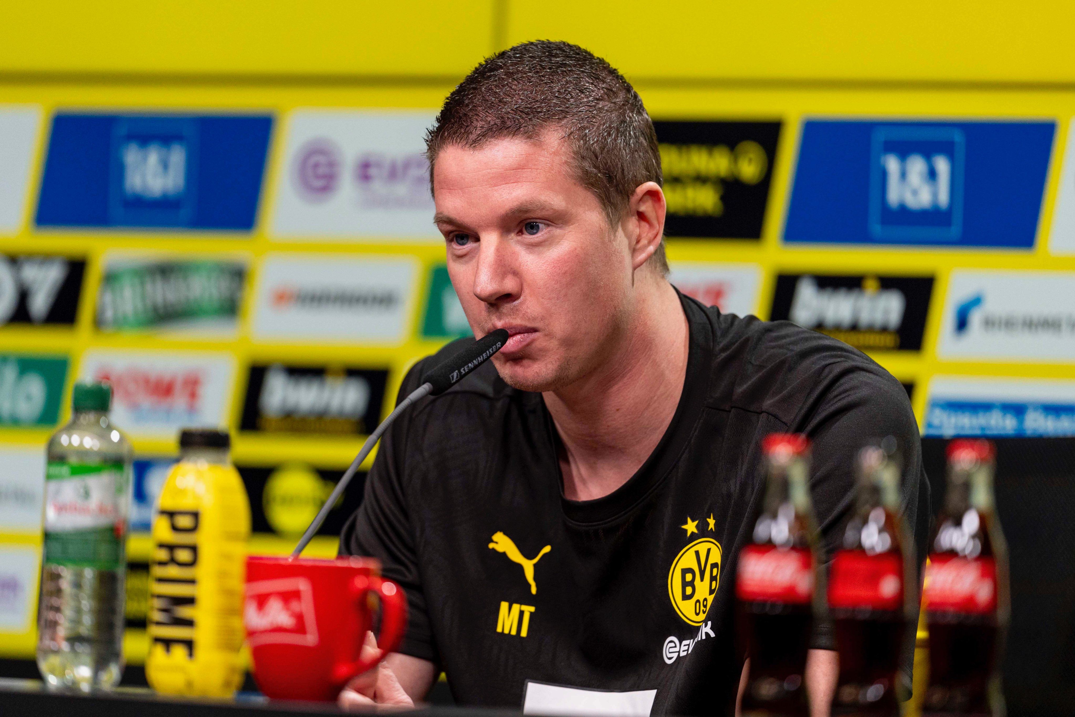 关于多特蒙德主教练表态：球员状态达到巅峰的信息