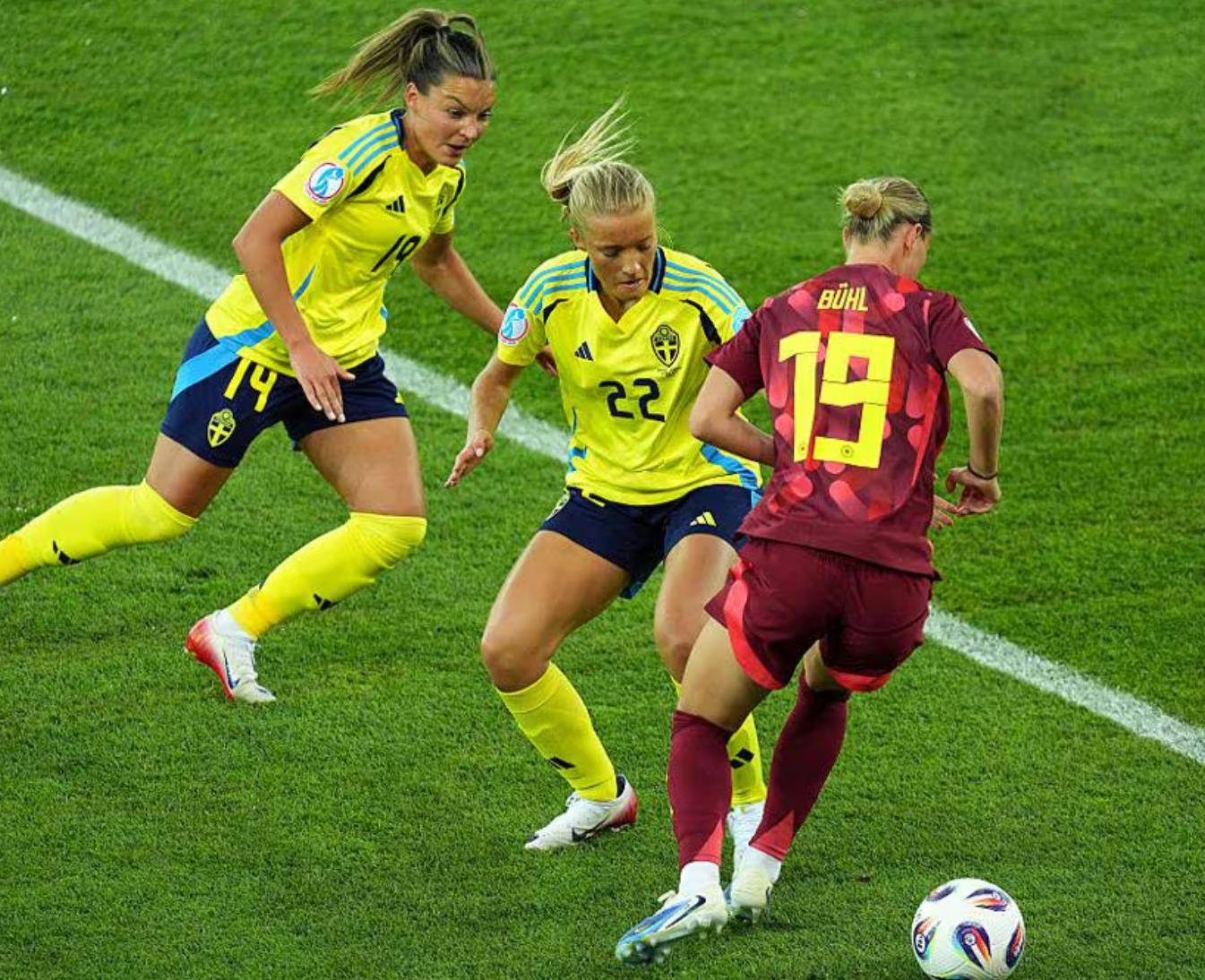 关于瑞典女足豪取分，晋级世界杯强的信息