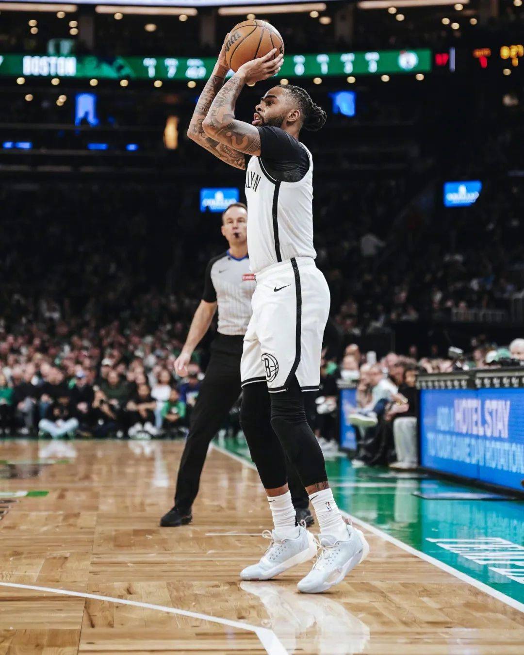 步行者豪取六连胜，篮网遭遇逆转