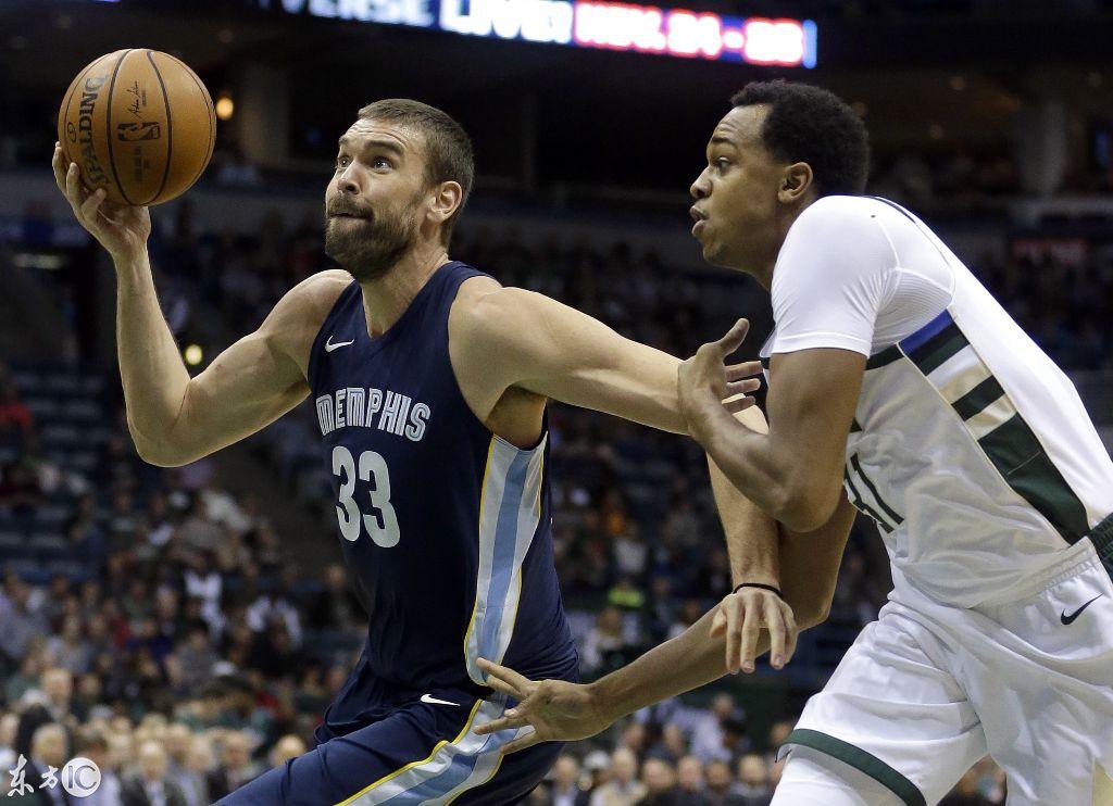 灰熊大胜雄鹿,莱昂纳德砍29分的简单介绍 灰熊大胜雄鹿,莱昂纳德砍29分的简单介绍