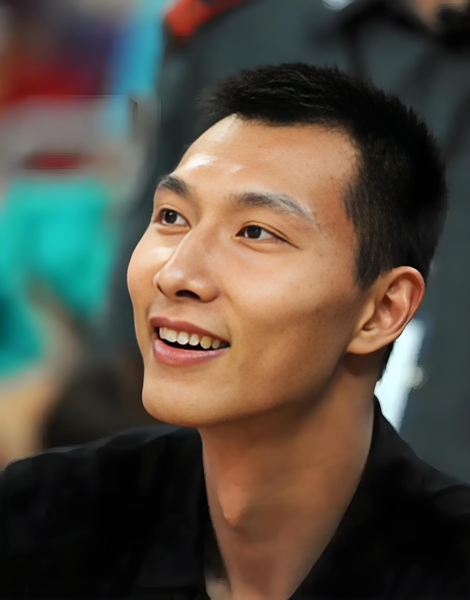 深圳队翻盘尼克斯,易建联刷新纪录 深圳队翻盘尼克斯,易建联刷新纪录