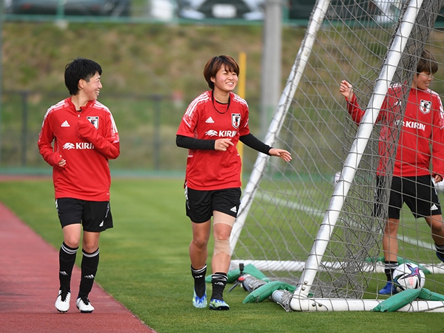 日本队鏖战泰国队,桃田贤斗关键制胜 日本队鏖战泰国队,桃田贤斗关键制胜