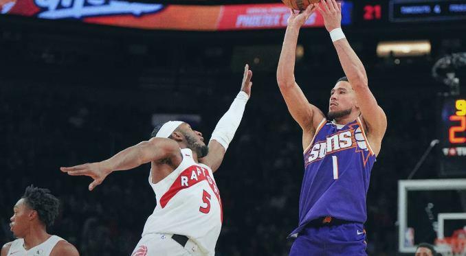 太阳横扫辽宁队，布克点燃赛场