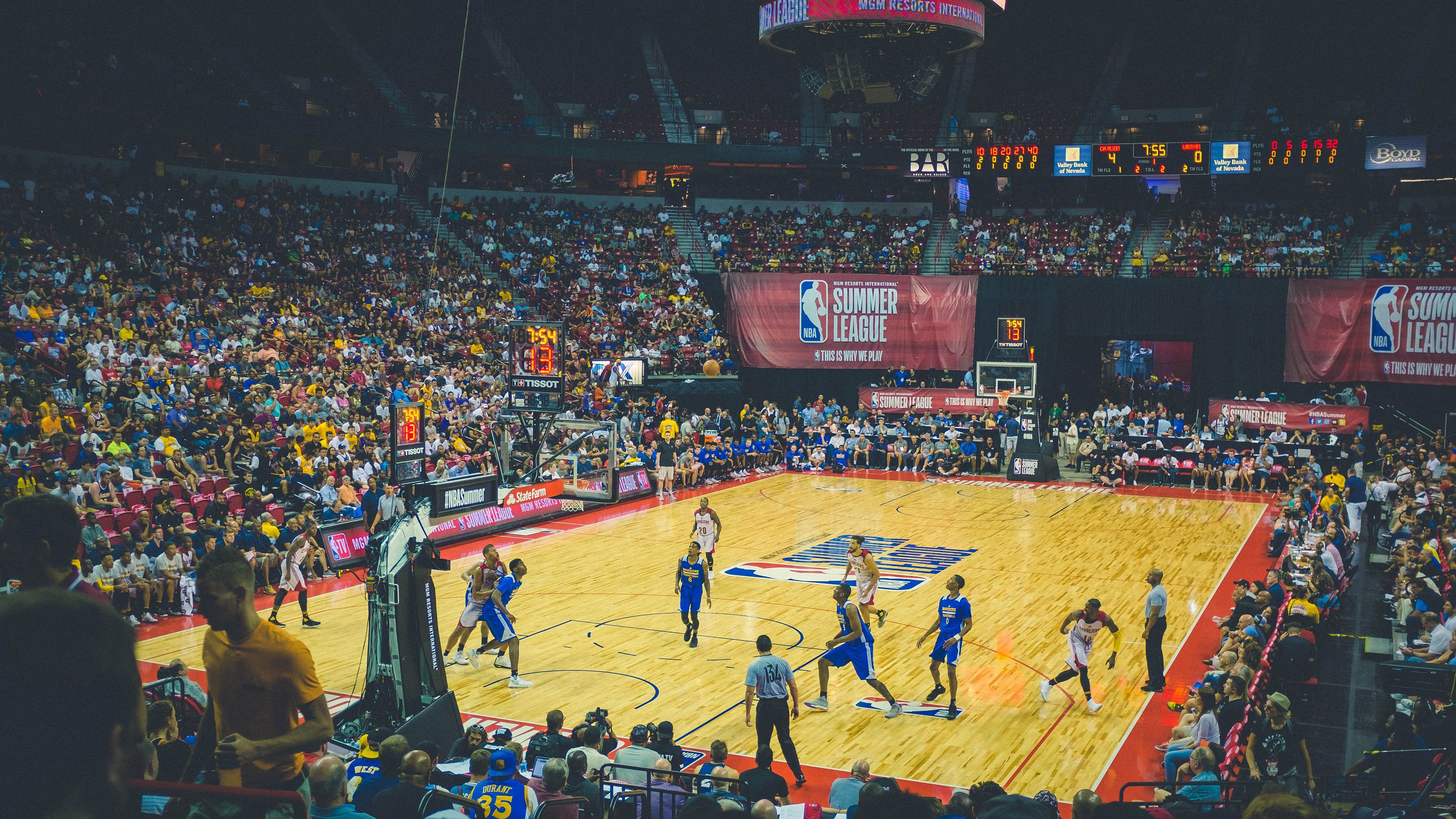 挪威轻取加拿大，伊布关键先生定乾坤