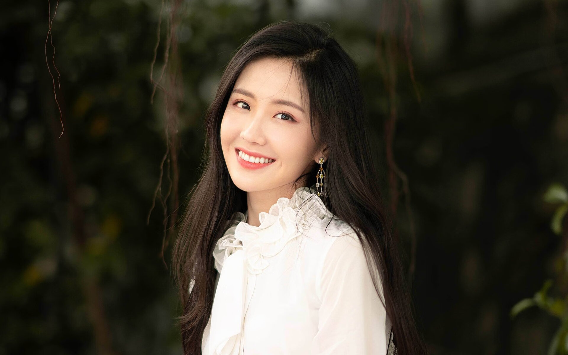 北欧风暴席卷蔚蓝岸,丹麦铁闸与利刃阿什拉夫令尼斯主场溃败